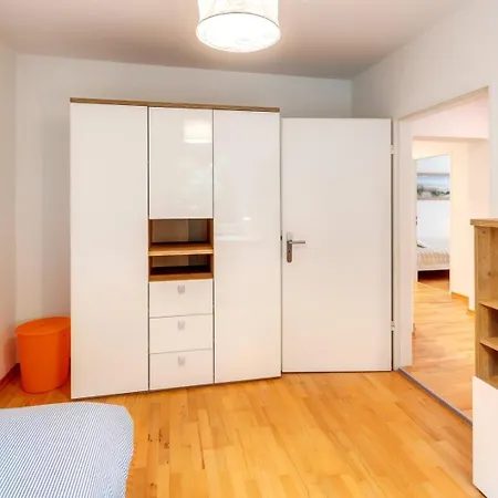 Apartment Sehr Schone In Pasing Munich